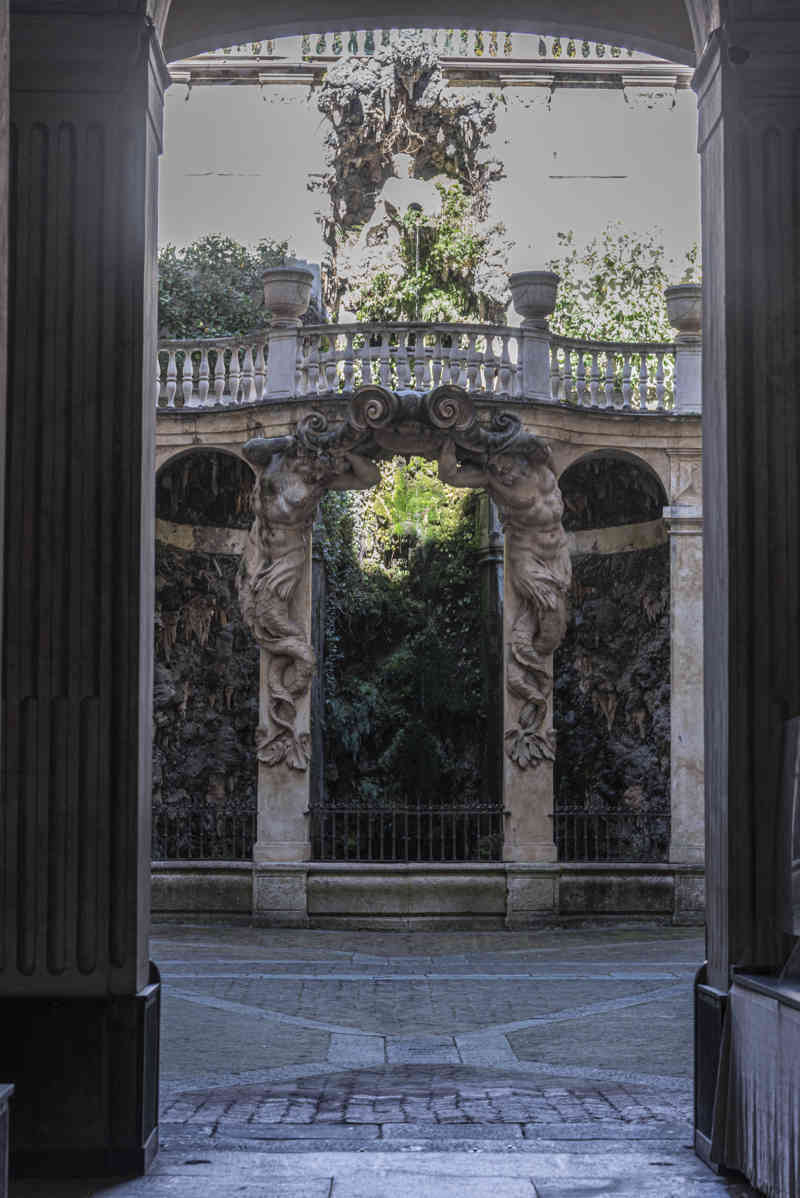 Italia - Génova 092 - Via Garibaldi - palacio Nicolosio-Lomellino.jpg